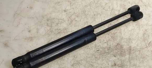 Mitsubishi Lancer VIII Tailgate/trunk strut/damper 5925A003 5925A004 0013500280N