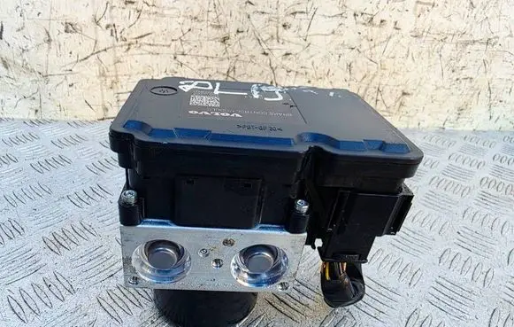 Volvo V40 ABS Pump P31423315 31423315