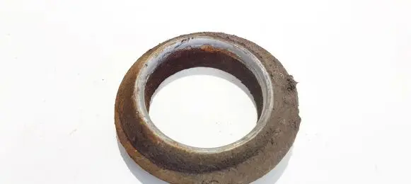 Citroen C4 I Coil spring mount 