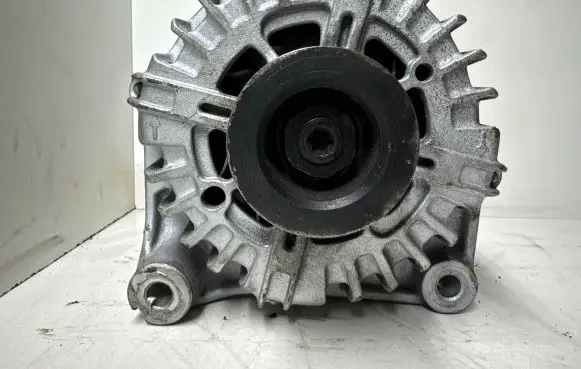 BMW X5 E70 Generator/alternator 7803724