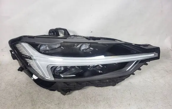 Volvo XC60 Headlight/headlamp 32404706 0403241453