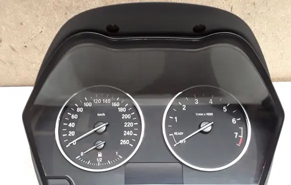 BMW 1 F20 F21 Speedometer (instrument cluster) 9287452 9232891