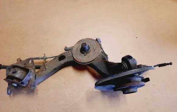 Audi TT Mk1 Rear wheel hub spindle/knuckle 