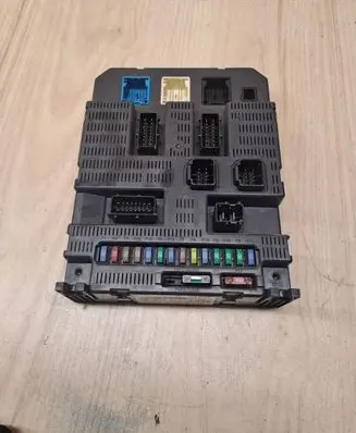 Citroen C4 I Fuse module 9663798480 1165261250907 2156661091007