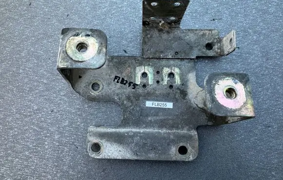 Nissan Patrol Y61 Valve 14955VC102