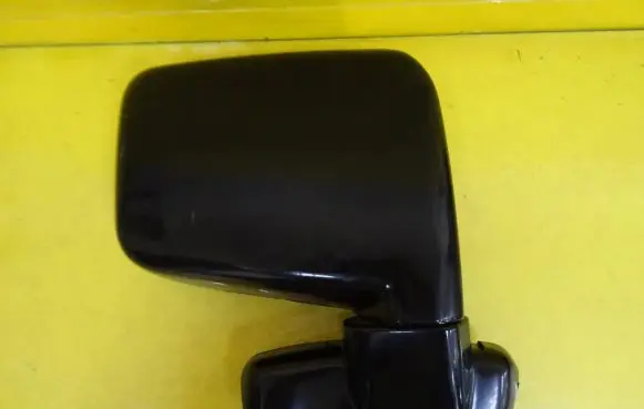 Mitsubishi Space Wagon Front door electric wing mirror
