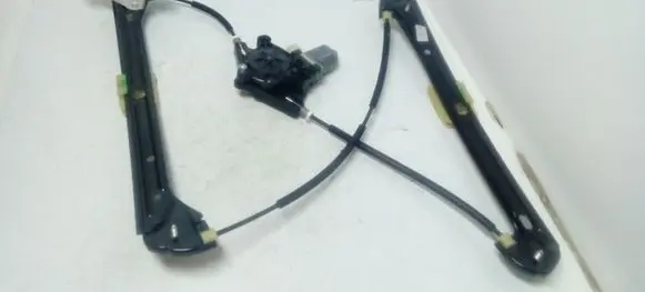 Volkswagen Golf VII Front door window regulator with motor 5G4837461H 5Q0959801C