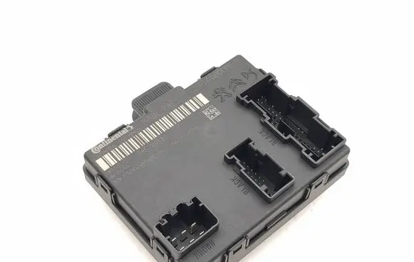 Peugeot 3008 III Door control unit/module 9857119480 A2C7717031500