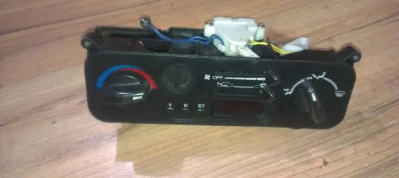 Mitsubishi Colt Climate control unit nenustayta