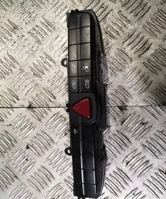 Mercedes-Benz Vito Viano W639 Hazard light switch 6395454407