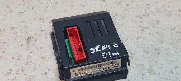 Renault Scenic I Other control units/modules P8200143839 0016537 SSPPX64
