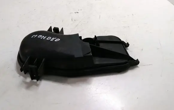 Ford Mondeo Mk III Headlight/headlamp dust cover 1305239176