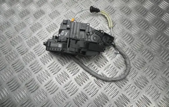Mercedes-Benz S W222 Front door lock A0997207200