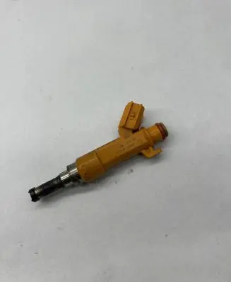 Lexus IS III XE30 Fuel injector 2325036020 210033104