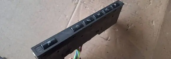 BMW X3 E83 Seat heating switch 61313415717