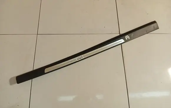 Audi A6 S6 C6 4F Front sill trim cover 4F0853374H