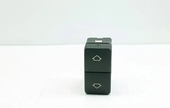 BMW 5 E39 Electric window control switch 1387194