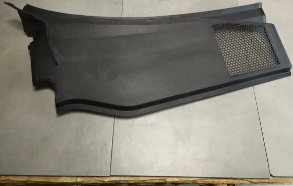 Audi A5 Wiper trim 8B1819404