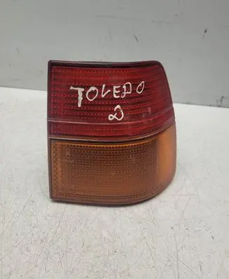 Seat Toledo I (1L) Rear/tail lights 1L0815095