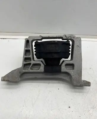 Ford Focus Engine mount bracket F1F16F012BB 122051005
