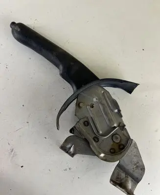 Nissan Terrano Handbrake/parking brake lever assembly