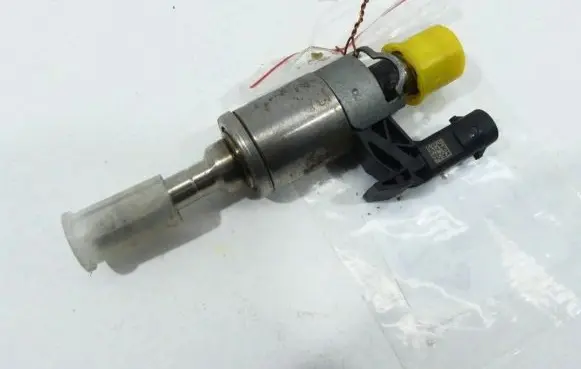 Skoda Octavia Mk3 (5E) Fuel injector 0261500248 IMPRK756637