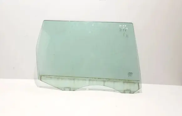 Volvo XC70 Rear door window glass 30674848