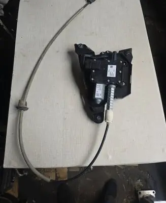 Peugeot 3008 I Hand brake/parking brake motor A2C53379975 0551540 20140606