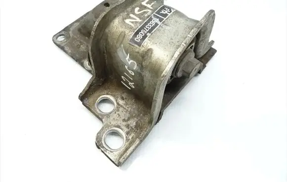 Engine mount bracket