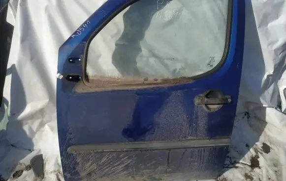 Fiat Doblo Front door melynos
