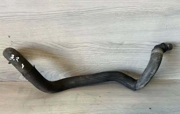Mercedes-Benz E W211 Engine coolant pipe/hose A2118328294