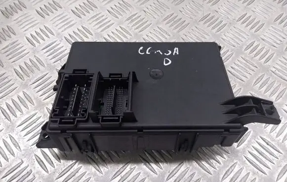 Opel Corsa D High voltage junction box 13320627