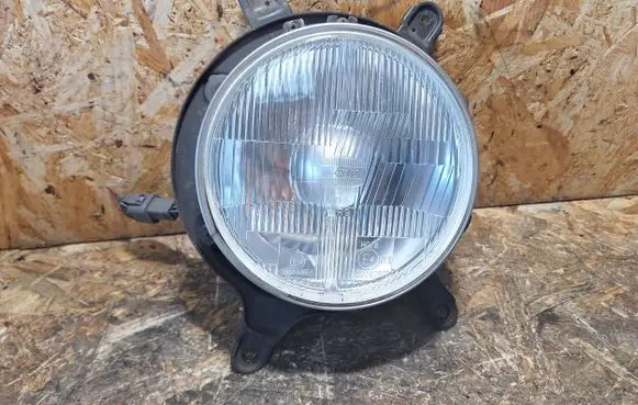 Nissan Patrol Y60 Headlight/headlamp