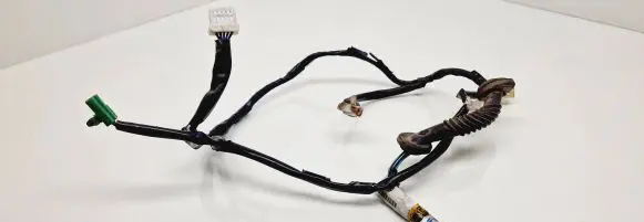 Subaru Forester SG Rear door wiring loom 81822SA100 1606030352