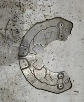 Mercedes-Benz C W205 Front brake disc dust cover plate A0004213520