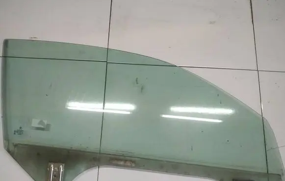 BMW 3 E90 E91 Front door window glass four-door AS2