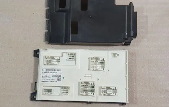 Mercedes-Benz GL X166 SAM control unit A1669001510 A1669011202 A2469027001