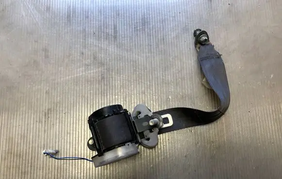Honda CR-V Rear seatbelt 607863300