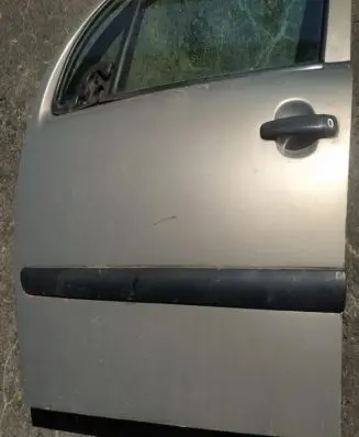Front door trim (molding)
