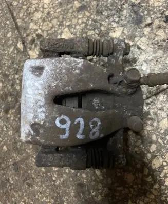 Toyota Corolla Verso AR10 Rear brake caliper