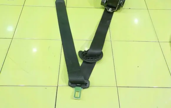Volkswagen Scirocco Front seatbelt 6151097 BEZPIECZENSTWA