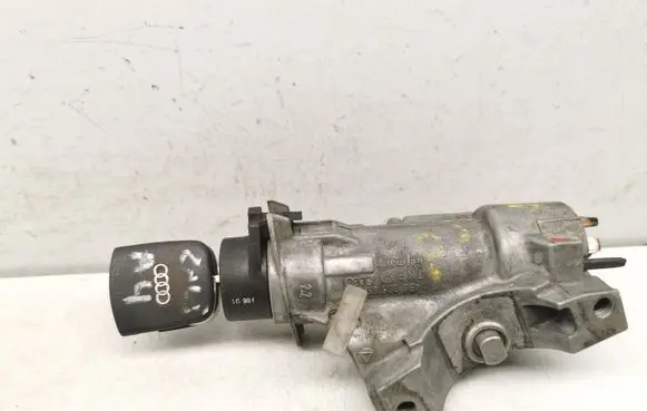 Audi A4 S4 B5 8D Ignition lock 4B0905851C