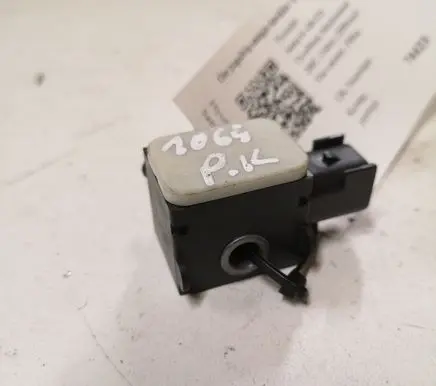 Hyundai Santa Fe Airbag deployment crash/impact sensor 959202B000