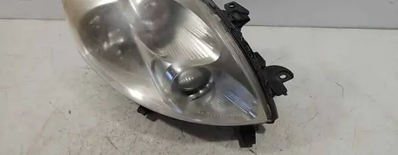 Toyota Auris 150 Headlight/headlamp 8111002470 89901357 89901943