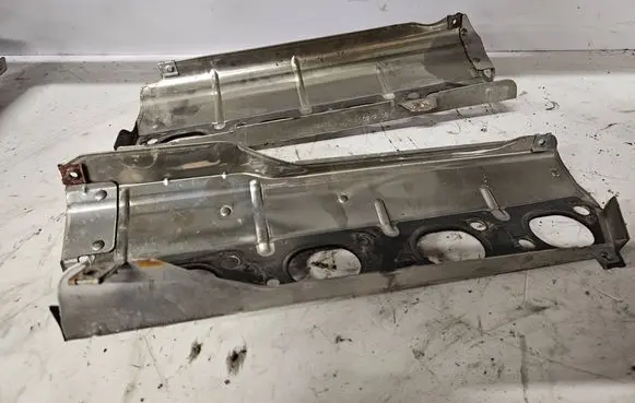 Exhaust heat shield