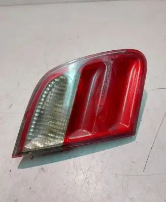 Mercedes-Benz E W210 Tailgate rear/tail lights A2108203764 3420 31850103