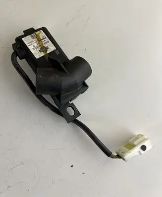 Nissan Terrano Alarm movement detector/sensor 284367F00 5WK4630B