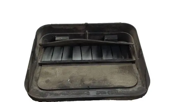 Tesla Model S Quarter panel pressure vent 2F2AB280B62AB