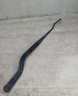 Opel Vectra C Front wiper blade arm 09185812