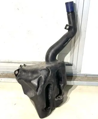 Maserati GranTurismo Windshield washer fluid reservoir/tank 13012 S0GEMI 0107073